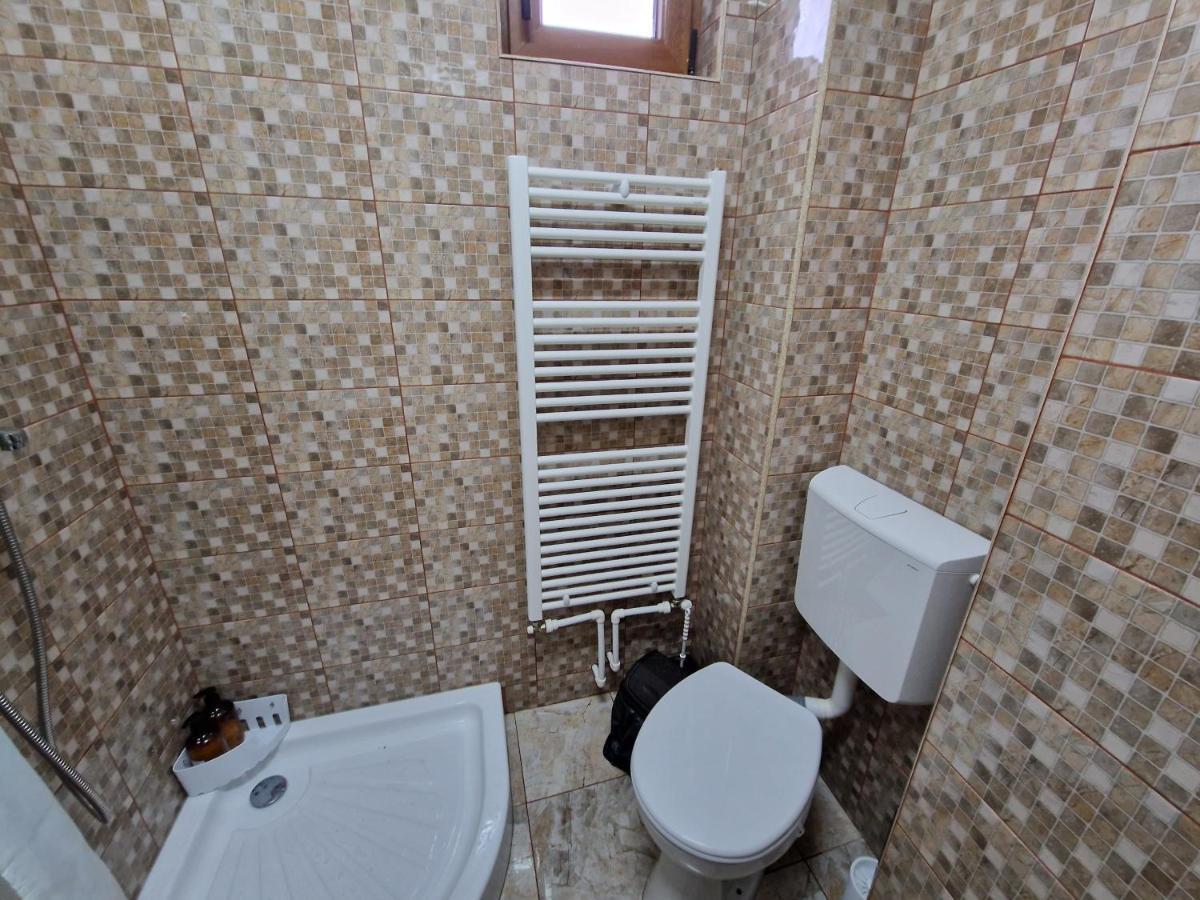 Apartamentul Florilor De Fan 아주가 외부 사진